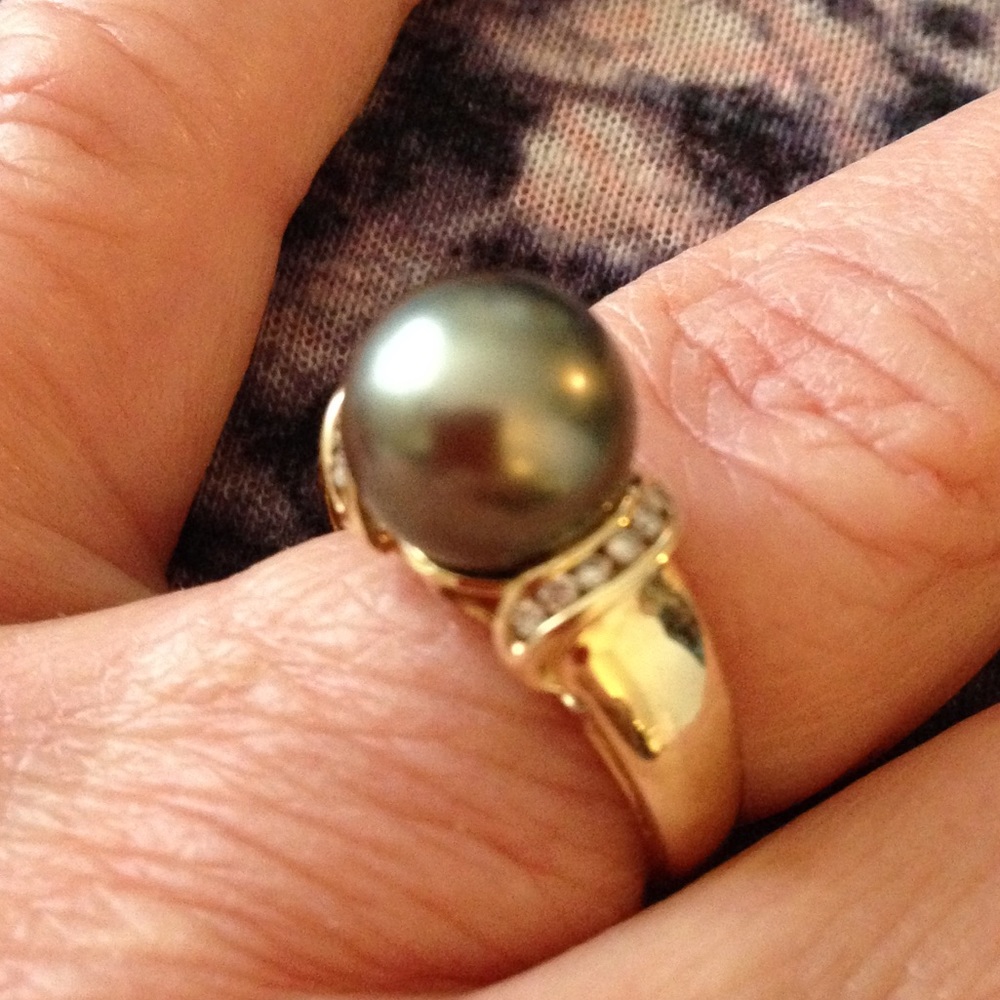 Ring - Picture 4 of 4